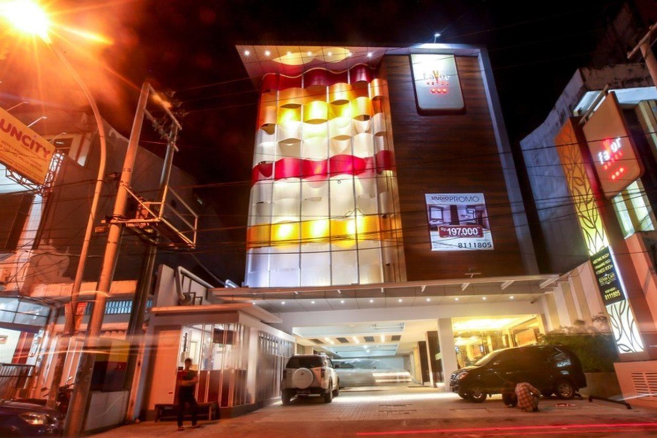 Favor Hotel Makassar City Center By Life מראה חיצוני תמונה