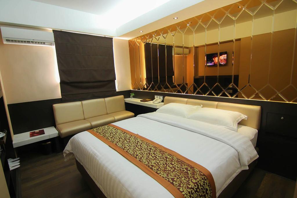Favor Hotel Makassar City Center By Life חדר תמונה